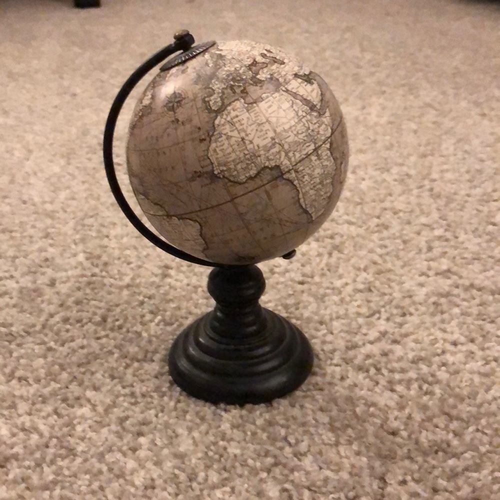 Mini glove